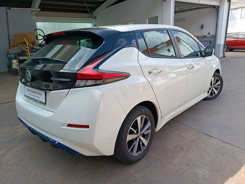 Nissan Leaf 40 kW/h ACENTA Winter