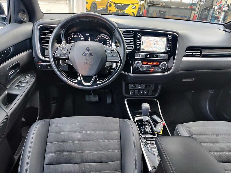 Mitsubishi Outlander 2.0 CVT Active+ 4WD